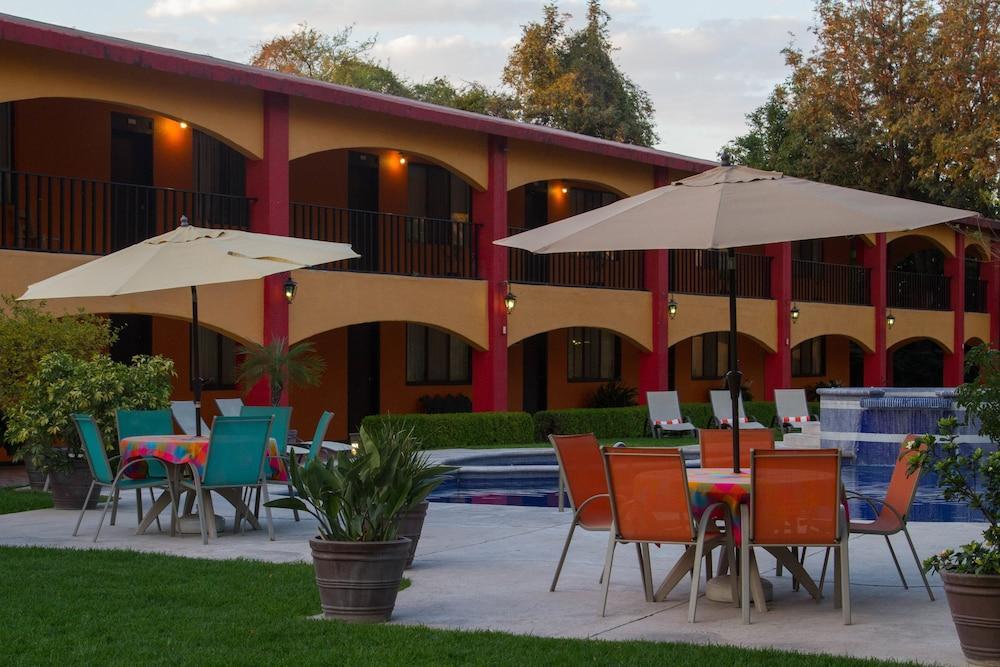 Hotel La Gloria De Calvillo Exterior foto