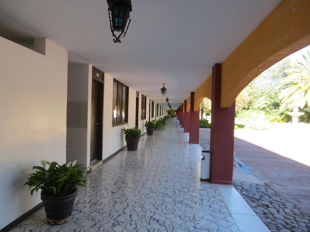 Hotel La Gloria De Calvillo Exterior foto