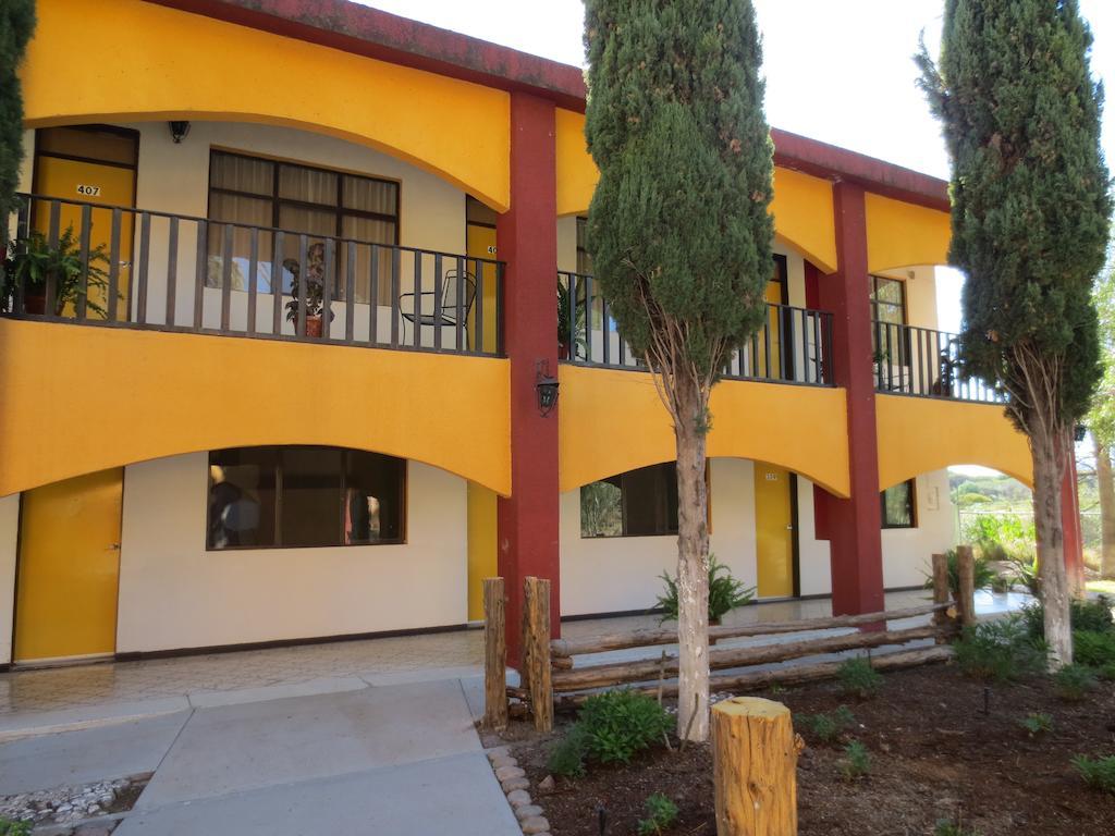 Hotel La Gloria De Calvillo Exterior foto
